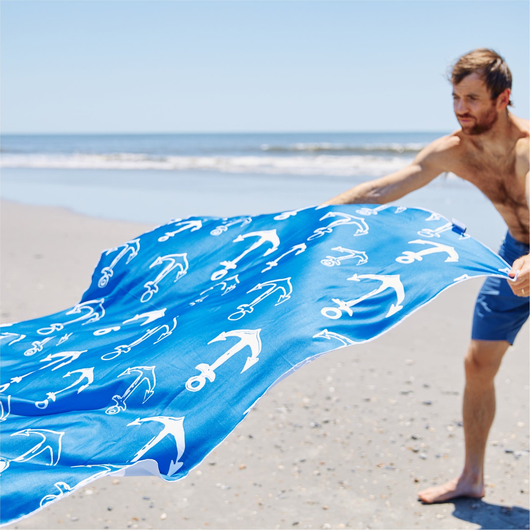 UPF 50+ Sunscreen Towel XL (Blue Anchor) – Luv Bug Co